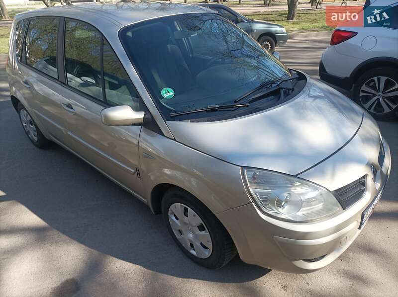 Минивэн Renault Scenic 2007 в 