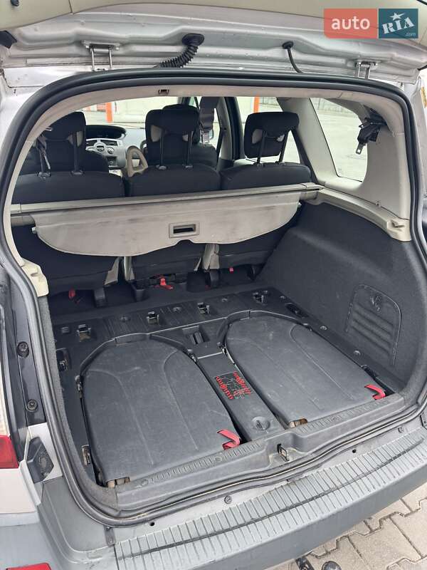 Минивэн Renault Scenic 2007 в Черновцах
