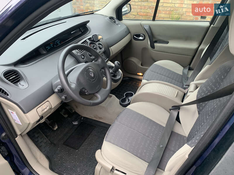 Минивэн Renault Scenic 2004 в Киеве фото 9 Минивэн Renault Scenic 2004 в Киеве