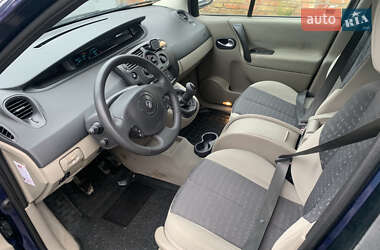 Мінівен Renault Scenic 2004 в  фото 9 Мінівен Renault Scenic 2004 в