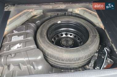 Минивэн Renault Scenic 2011 в 