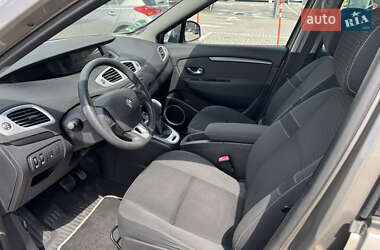 Мінівен Renault Scenic 2010 в 