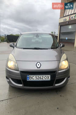 Минивэн Renault Scenic 2010 в Ходорове