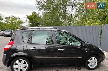 Минивэн Renault Scenic 2005 в 