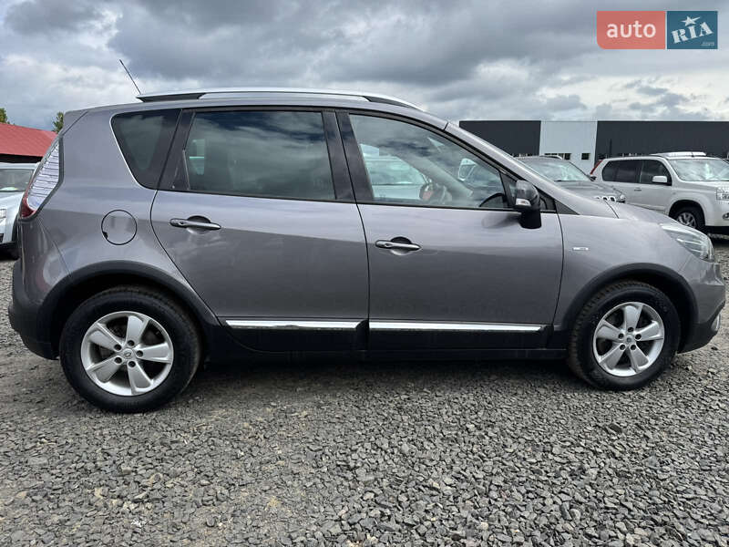 Минивэн Renault Scenic 2013 в Луцке