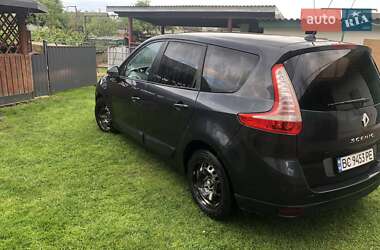 Мінівен Renault Scenic 2010 в 