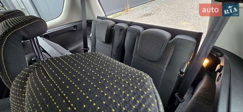 Минивэн Renault Scenic 2010 в Львове