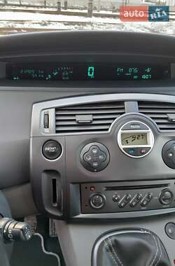 Минивэн Renault Scenic 2006 в 