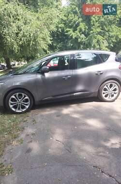 Минивэн Renault Scenic 2017 в 