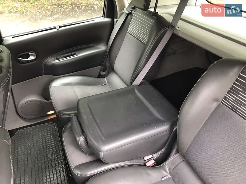 Мінівен Renault Scenic 2006 в Львові фото 14 Мінівен Renault Scenic 2006 в Львові
