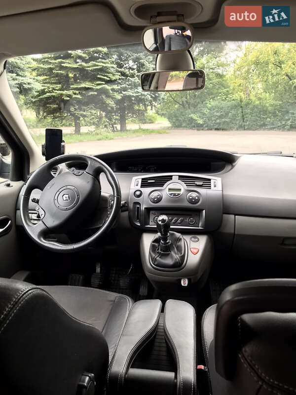 Мінівен Renault Scenic 2006 в Львові фото 28 Мінівен Renault Scenic 2006 в Львові