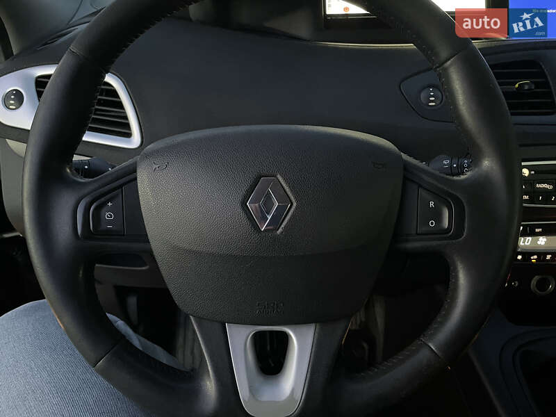 Мінівен Renault Scenic 2009 в Рівному