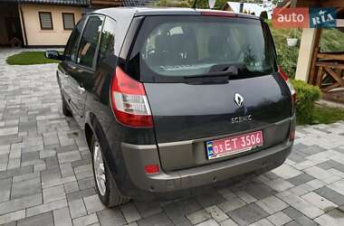 Минивэн Renault Scenic 2005 в 