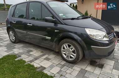 Минивэн Renault Scenic 2005 в 