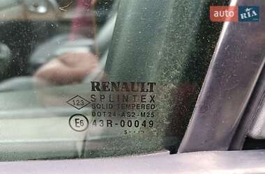 Минивэн Renault Scenic 2005 в 