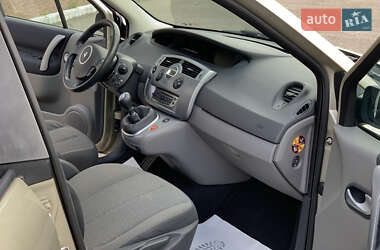 Минивэн Renault Scenic 2008 в 