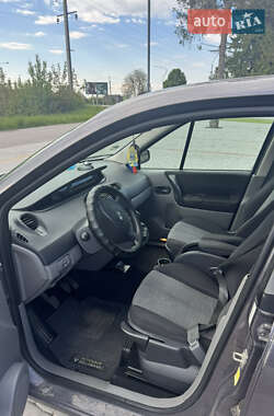 Минивэн Renault Scenic 2003 в 