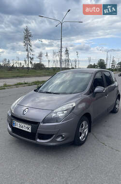 Минивэн Renault Scenic 2010 в Харькове