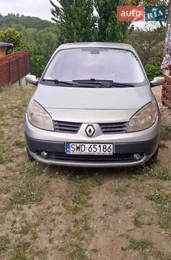 Минивэн Renault Scenic 2005 в 