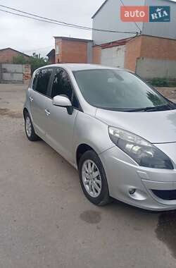 Минивэн Renault Scenic 2011 в Виннице