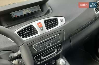 Мінівен Renault Scenic 2009 в 