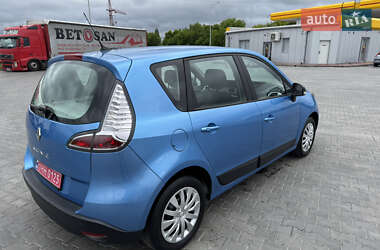 Мінівен Renault Scenic 2012 в 