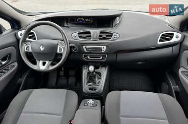Мінівен Renault Scenic 2012 в 