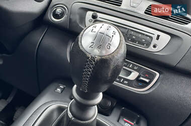 Мінівен Renault Scenic 2012 в 