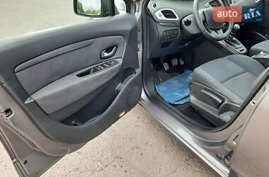 Мінівен Renault Scenic 2011 в 