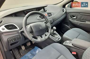 Мінівен Renault Scenic 2011 в 