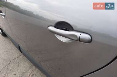 Мінівен Renault Scenic 2011 в 