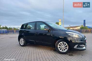 Минивэн Renault Scenic 2012 в 