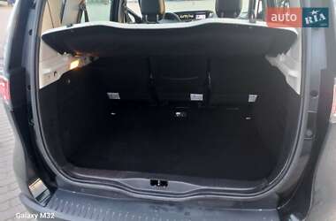 Минивэн Renault Scenic 2012 в 