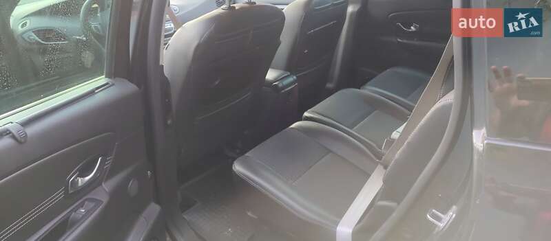 Минивэн Renault Scenic 2011 в Броварах