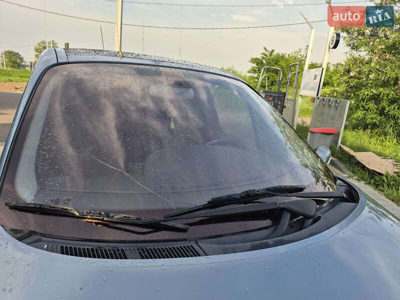 Мінівен Renault Scenic 2004 в Харкові