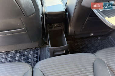 Минивэн Renault Scenic 2018 в 