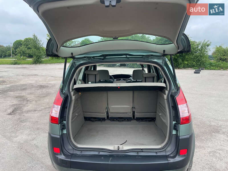 Мінівен Renault Scenic 2005 в Тернополі