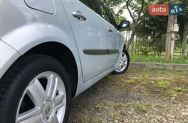 Мінівен Renault Scenic 2003 в 