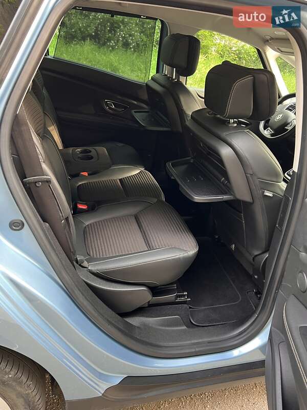 Мінівен Renault Scenic 2017 в Кривому Розі