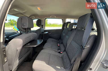 Мінівен Renault Scenic 2011 в 