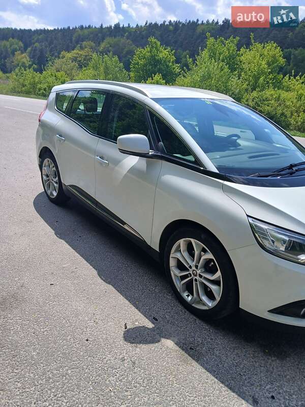 Минивэн Renault Scenic 2019 в 