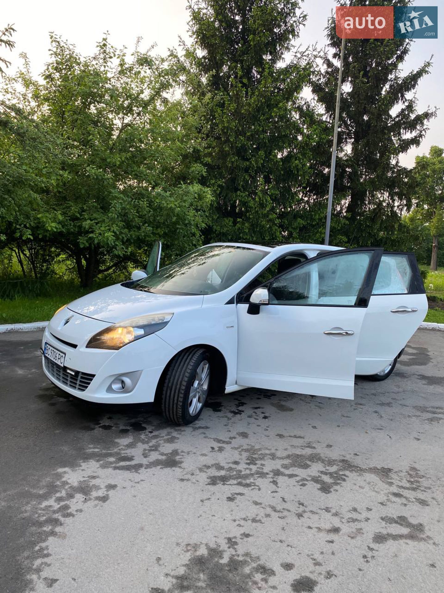 2010 Renault Scenic - мініатюра 8