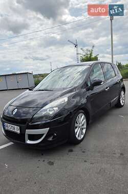 Минивэн Renault Scenic 2009 в 