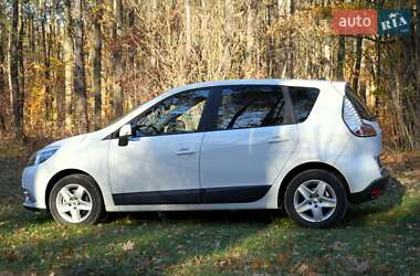 Мінівен Renault Scenic 2013 в 
