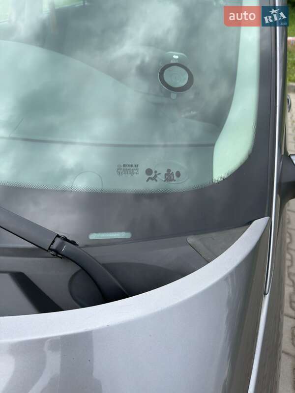 Мінівен Renault Scenic 2008 в Чернігові