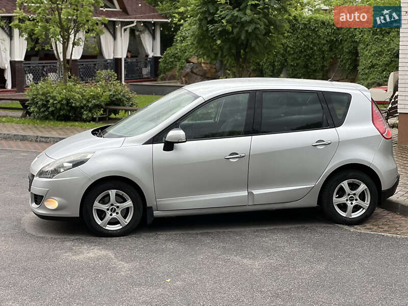 Минивэн Renault Scenic 2010 в Виннице