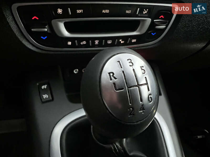 Минивэн Renault Scenic 2010 в Виннице