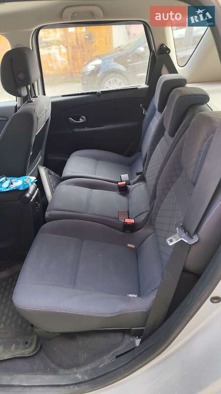 Мінівен Renault Scenic 2010 в Харкові