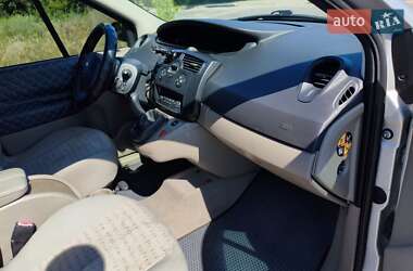 Минивэн Renault Scenic 2006 в 