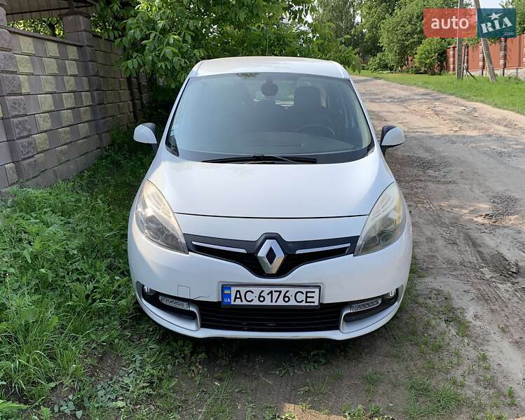 Мінівен Renault Scenic 2013 в Луцьку